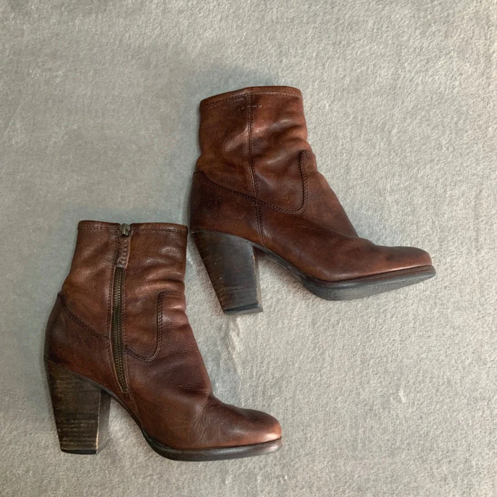 Frye Patty Artisan Zip Brown Leather Block Heel Ankle Boots 3476982 Womens 7.5 M